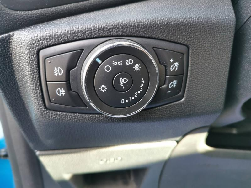 Photo 10 de l’annonce de FORD EcoSport d’occasion à vendre à LA VALETTE