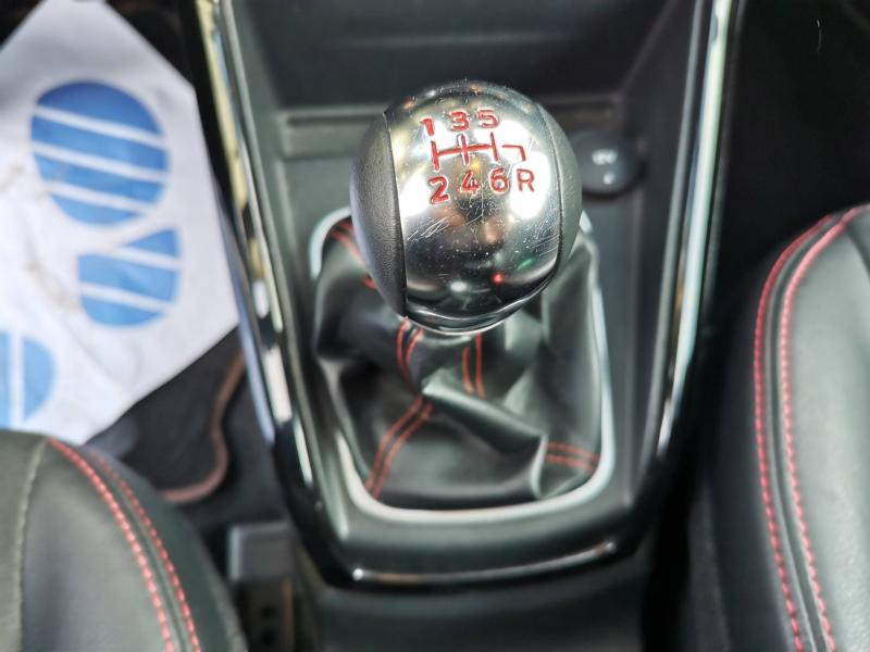 Photo 15 de l’annonce de FORD EcoSport d’occasion à vendre à LA VALETTE