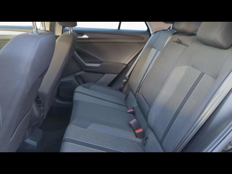 Photo 9 de l’annonce de VOLKSWAGEN T-Roc d’occasion à vendre à NÎMES