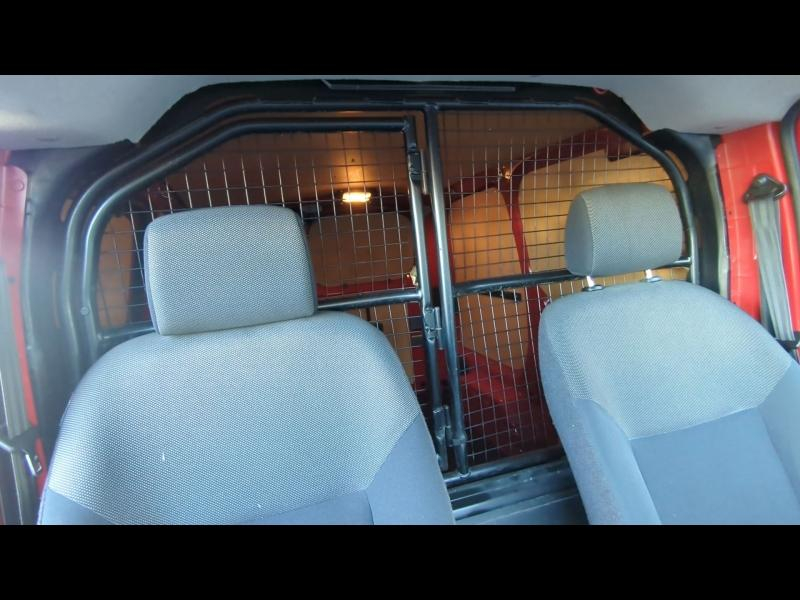 Photo 11 de l’annonce de NISSAN NV200 VUL d’occasion à vendre à NÎMES