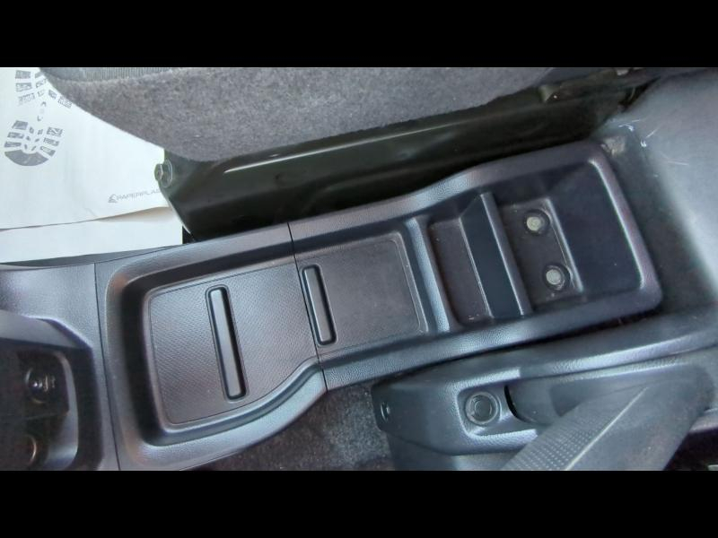 Photo 17 de l’annonce de NISSAN NV200 VUL d’occasion à vendre à NÎMES