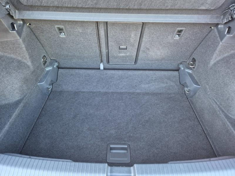 Photo 12 de l’annonce de VOLKSWAGEN T-Roc d’occasion à vendre à AVIGNON