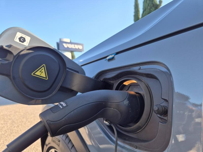 Photo 8 de l’annonce de VOLVO XC40 d’occasion à vendre à AVIGNON