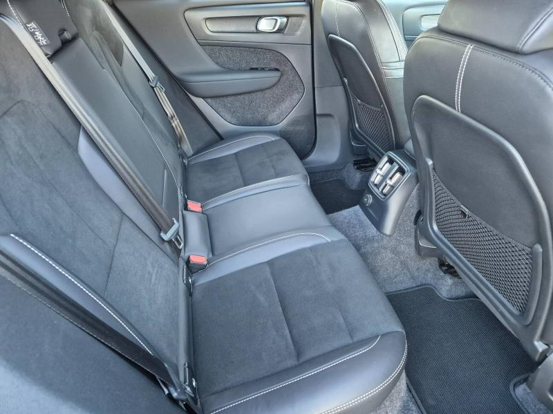 Photo 16 de l’annonce de VOLVO XC40 d’occasion à vendre à AVIGNON