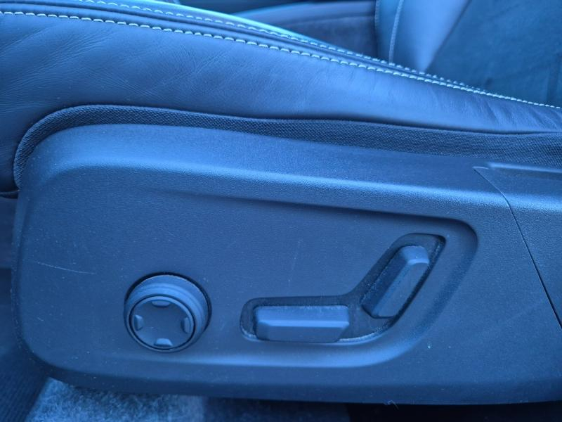 Photo 19 de l’annonce de VOLVO XC40 d’occasion à vendre à AVIGNON