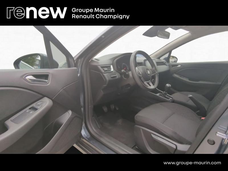 Photo 18 de l’annonce de RENAULT Clio d’occasion à vendre à CHAMPIGNY-SUR-MARNE