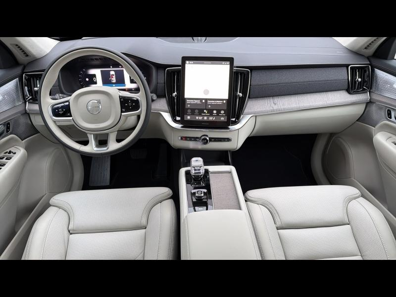 Photo 6 de l’annonce de VOLVO XC90 d’occasion à vendre à AIX-EN-PROVENCE