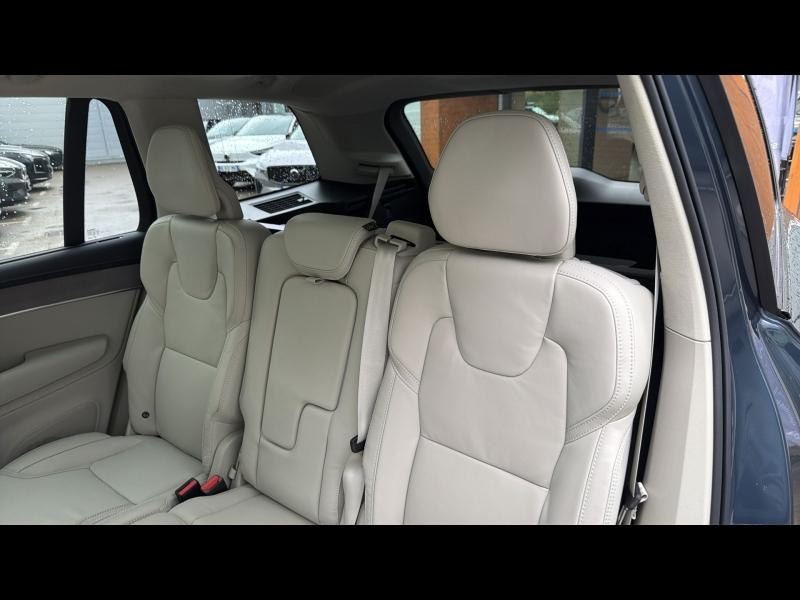 Photo 8 de l’annonce de VOLVO XC90 d’occasion à vendre à AIX-EN-PROVENCE
