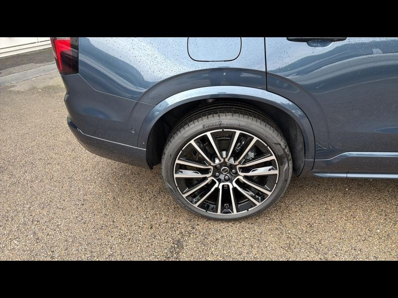 Photo 13 de l’annonce de VOLVO XC90 d’occasion à vendre à AIX-EN-PROVENCE