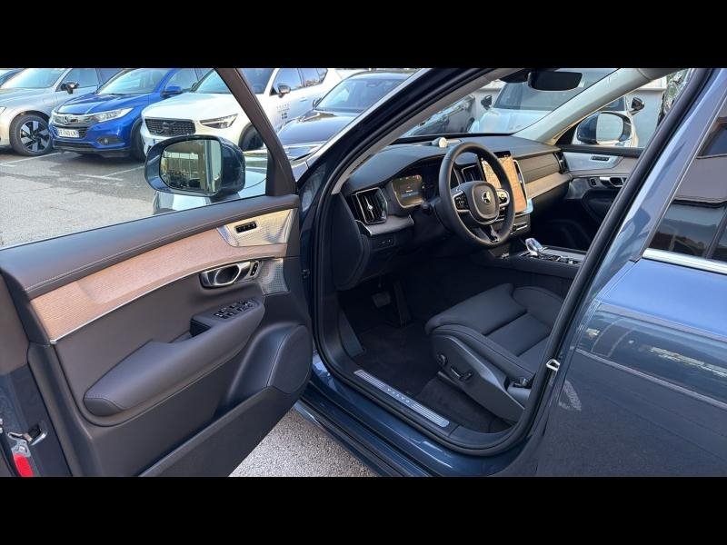 Photo 14 de l’annonce de VOLVO XC90 d’occasion à vendre à AIX-EN-PROVENCE