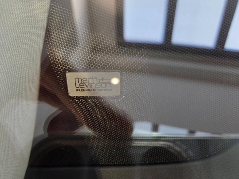 Photo 10 de l’annonce de LEXUS NX d’occasion à vendre à AUBIÈRE