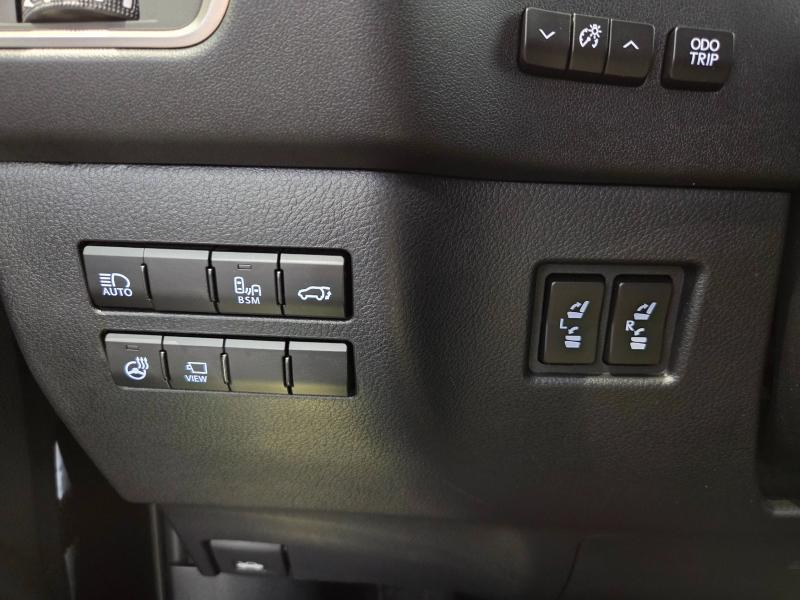 Photo 11 de l’annonce de LEXUS NX d’occasion à vendre à AUBIÈRE