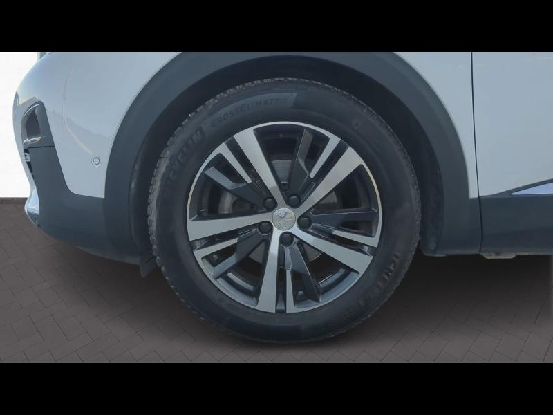 Photo 9 de l’annonce de PEUGEOT 3008 d’occasion à vendre à BOLLÈNE