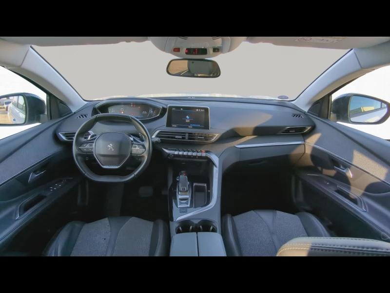 Photo 12 de l’annonce de PEUGEOT 3008 d’occasion à vendre à BOLLÈNE