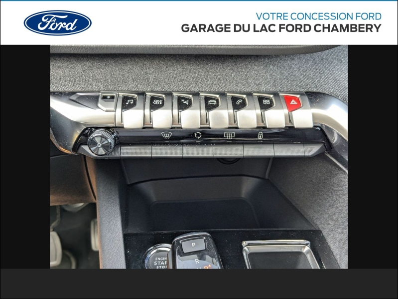 Photo 15 de l’annonce de PEUGEOT 3008 d’occasion à vendre à PAYS DE GEX