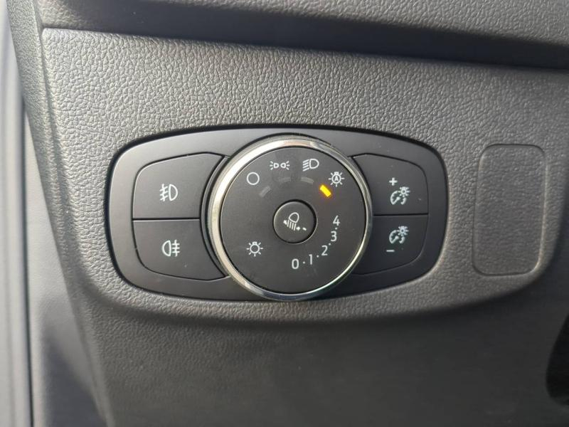 Photo 19 de l’annonce de FORD Focus d’occasion à vendre à CARPENTRAS