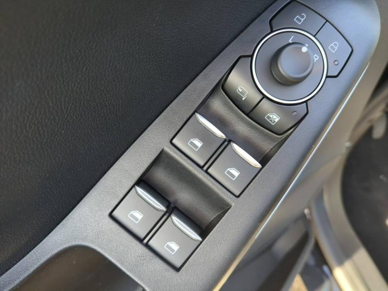 Photo 14 de l’annonce de FORD Puma d’occasion à vendre à CARPENTRAS