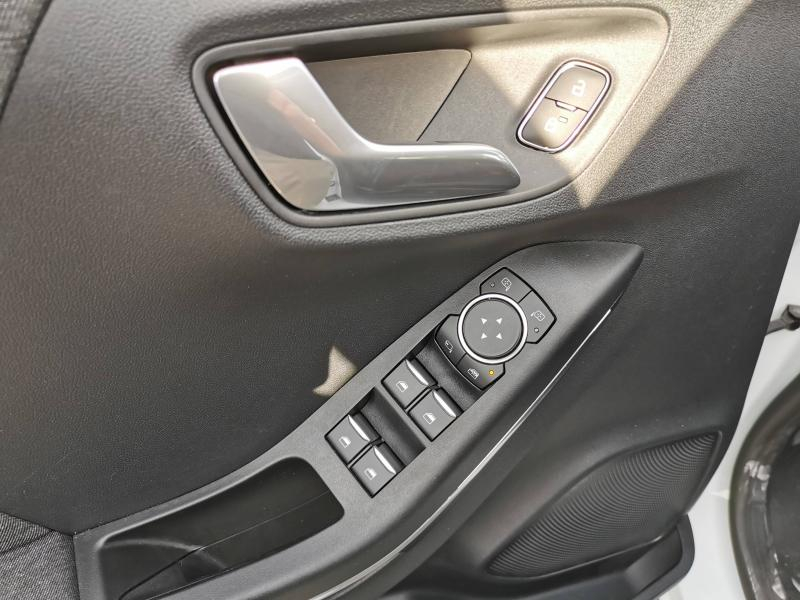 Photo 7 de l’annonce de FORD Puma d’occasion à vendre à LA VALETTE