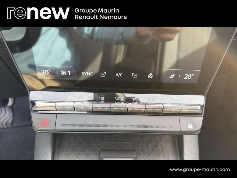 Photo 13 de l’annonce de RENAULT Megane d’occasion à vendre à SAINT PIERRE LES NEMOURS