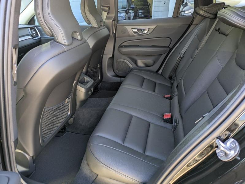 Photo 6 de l’annonce de VOLVO V60 d’occasion à vendre à AIX-EN-PROVENCE