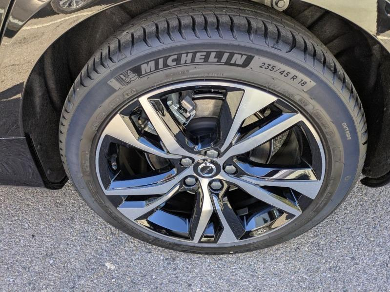 Photo 17 de l’annonce de VOLVO V60 d’occasion à vendre à AIX-EN-PROVENCE