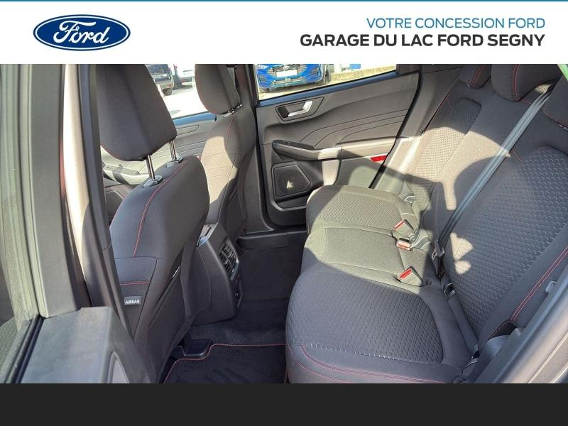 Photo 11 de l’annonce de FORD Kuga d’occasion à vendre à PAYS DE GEX