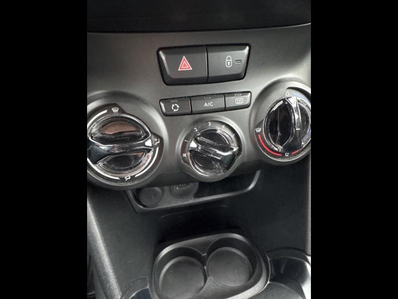 Photo 14 de l’annonce de PEUGEOT 208 d’occasion à vendre à TOULON