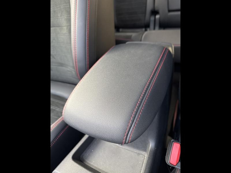 Photo 18 de l’annonce de FORD Kuga d’occasion à vendre à TOULON