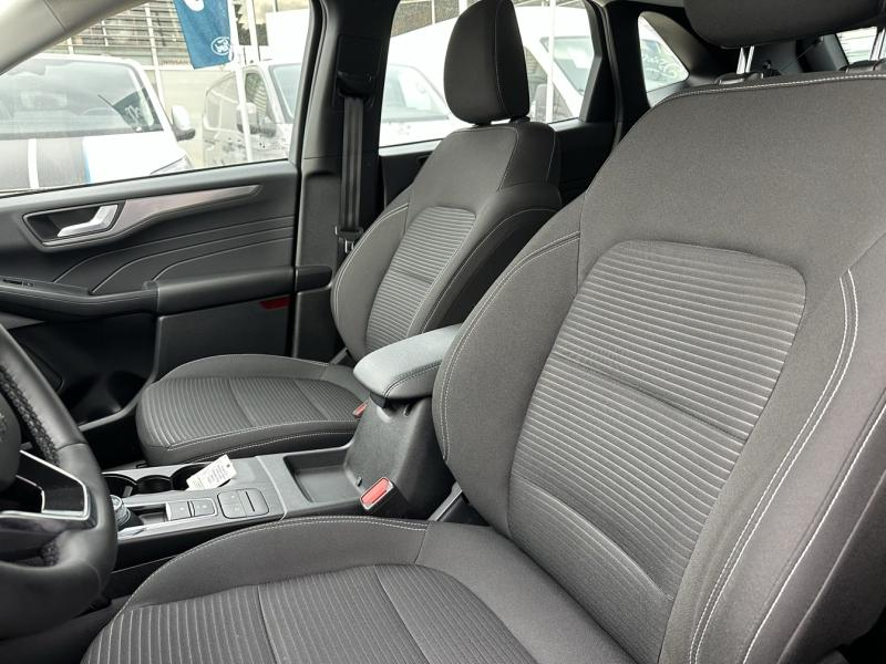 Photo 4 de l’annonce de FORD Kuga d’occasion à vendre à NARBONNE