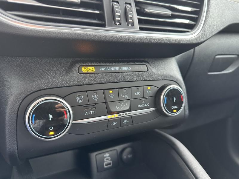 Photo 9 de l’annonce de FORD Kuga d’occasion à vendre à NARBONNE