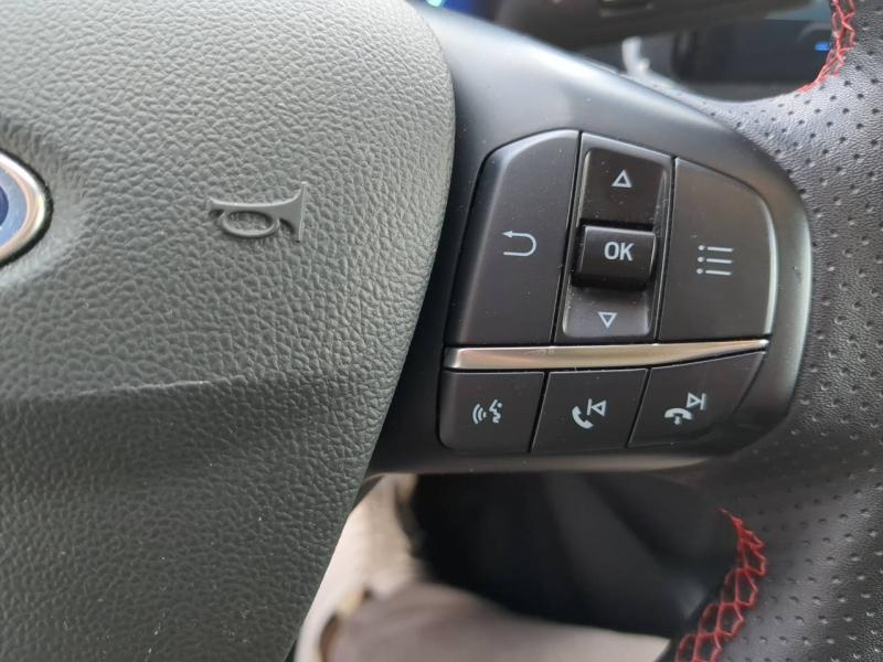 Photo 17 de l’annonce de FORD Focus d’occasion à vendre à ARLES