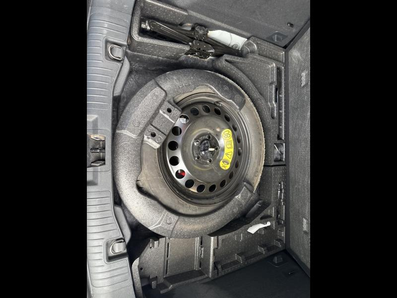 Photo 12 de l’annonce de FORD Kuga d’occasion à vendre à VITROLLES