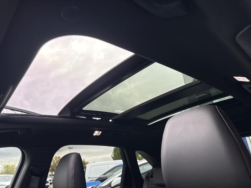 Photo 16 de l’annonce de FORD Kuga d’occasion à vendre à VITROLLES