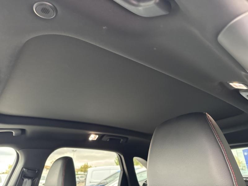 Photo 17 de l’annonce de FORD Kuga d’occasion à vendre à VITROLLES