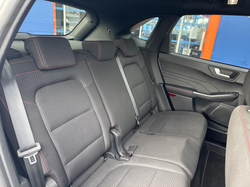 Photo 12 de l’annonce de FORD Kuga d’occasion à vendre à VITROLLES