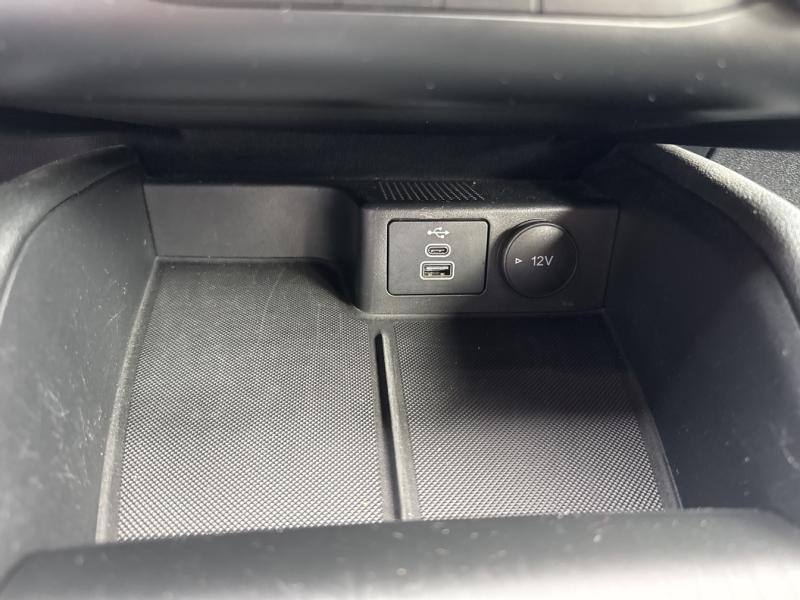 Photo 18 de l’annonce de FORD Kuga d’occasion à vendre à VITROLLES