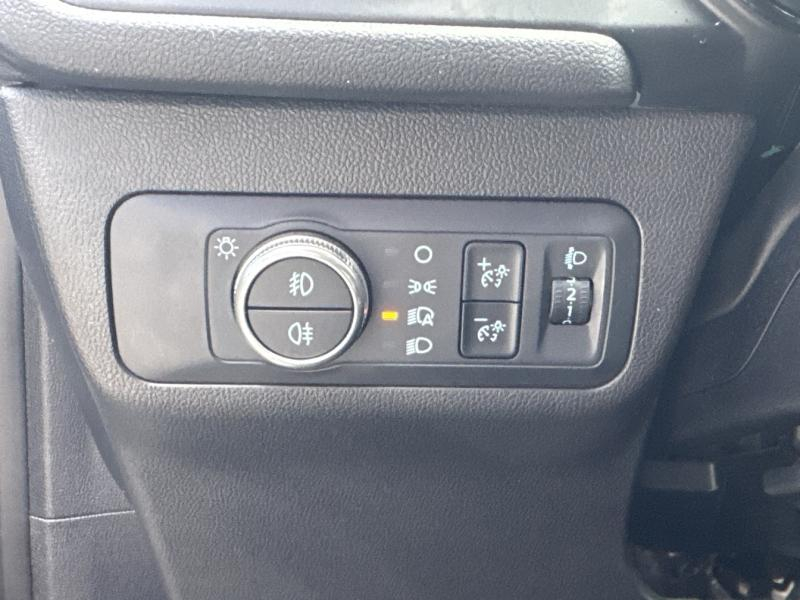 Photo 20 de l’annonce de FORD Kuga d’occasion à vendre à VITROLLES