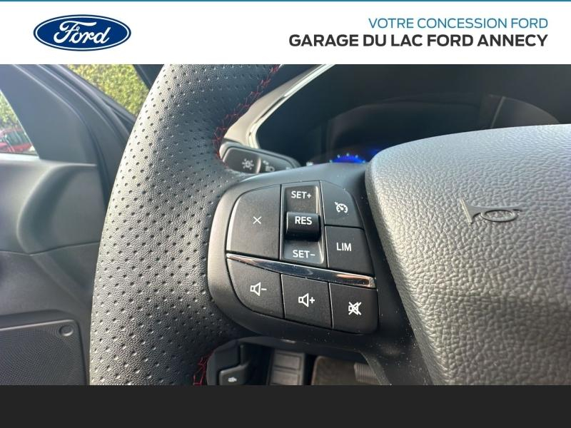 Photo 19 de l’annonce de FORD Kuga d’occasion à vendre à ANNECY
