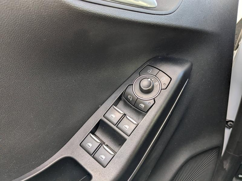 Photo 7 de l’annonce de FORD Puma d’occasion à vendre à LA VALETTE