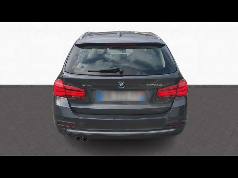 Photo 5 de l’annonce de BMW Série 3 Touring d’occasion à vendre à NÎMES