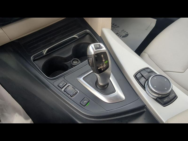 Photo 19 de l’annonce de BMW Série 3 Touring d’occasion à vendre à NÎMES