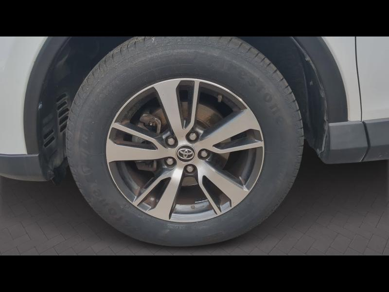 Photo 7 de l’annonce de TOYOTA RAV4 d’occasion à vendre à NÎMES