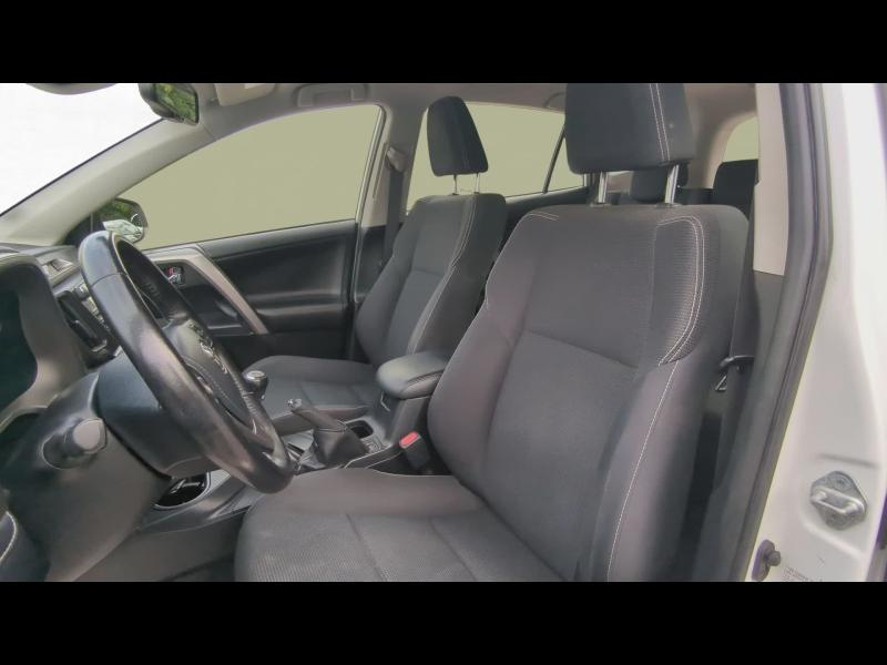 Photo 12 de l’annonce de TOYOTA RAV4 d’occasion à vendre à NÎMES