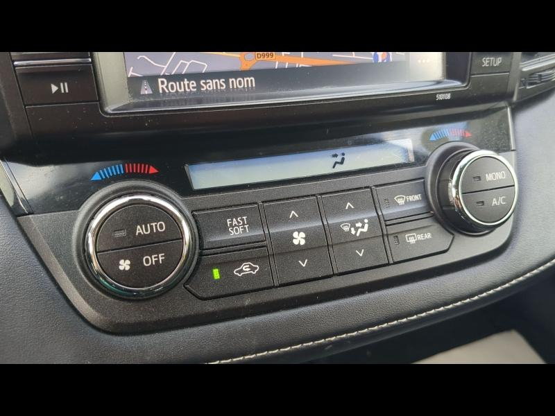 Photo 17 de l’annonce de TOYOTA RAV4 d’occasion à vendre à NÎMES