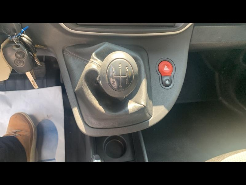 Photo 15 de l’annonce de RENAULT Kangoo Express VUL d’occasion à vendre à PROVINS