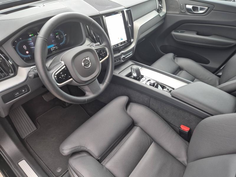 Photo 5 de l’annonce de VOLVO XC60 d’occasion à vendre à AVIGNON