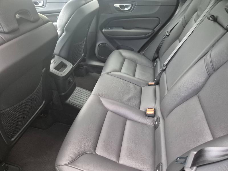 Photo 6 de l’annonce de VOLVO XC60 d’occasion à vendre à AVIGNON