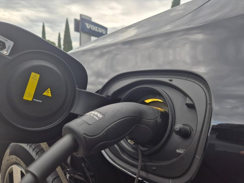 Photo 8 de l’annonce de VOLVO XC60 d’occasion à vendre à AVIGNON