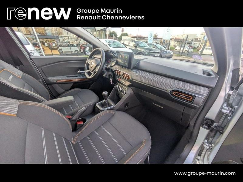 Photo 13 de l’annonce de DACIA Sandero d’occasion à vendre à CHENNEVIÈRES-SUR-MARNE