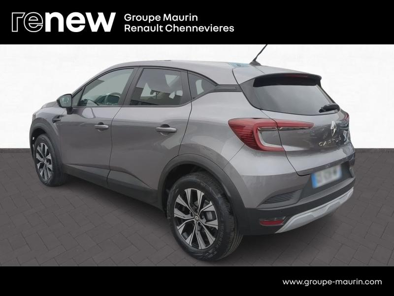 Photo 6 de l’annonce de RENAULT Captur d’occasion à vendre à CHENNEVIÈRES-SUR-MARNE